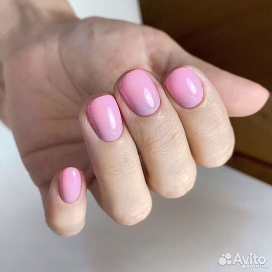 Модель на маникюр