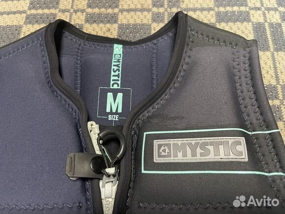 Водный жилет Mystic - M