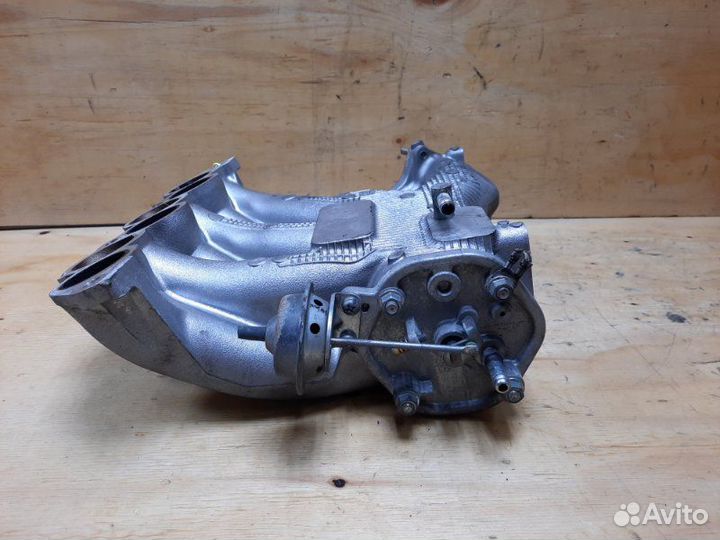 Коллектор впускной Toyota Alphard MNH10W 1mzfe