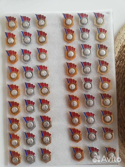 Набор значков