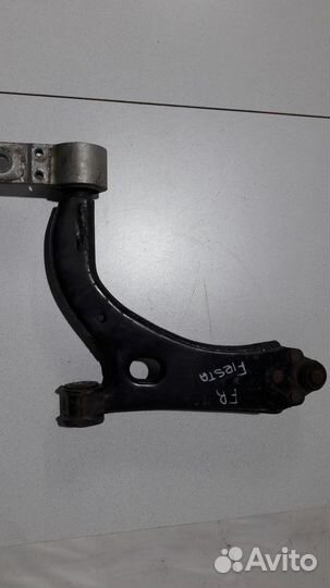 Рычаг передний правый Ford Fiesta mk5