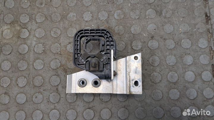 Кронштейн радиатора BMW 3 G20, G21 2018, 2021