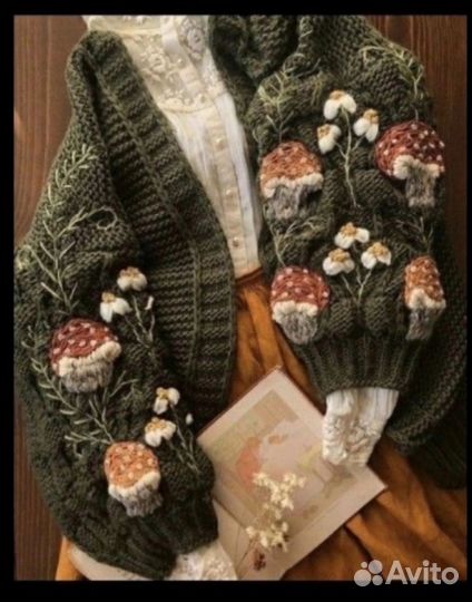 Роскошный кардиган с грибами