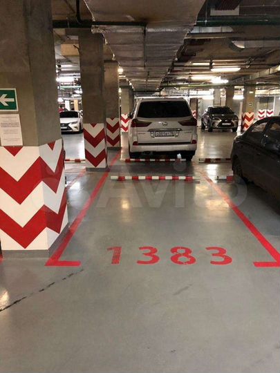 Машиноместо, 12 м²