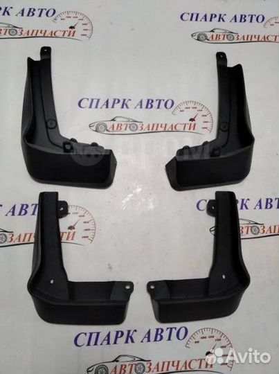 Брызговики на Honda Vezel 2018+ в Хабаровске