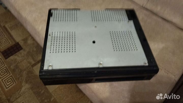 Корпус от видеомагнитофона вмц 8220