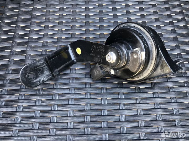 Сигнал звуковой Audi Q3 2012-2018