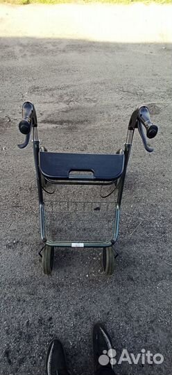 Ходунки для взрослых на колесах