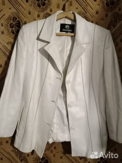 Дамский пиджак