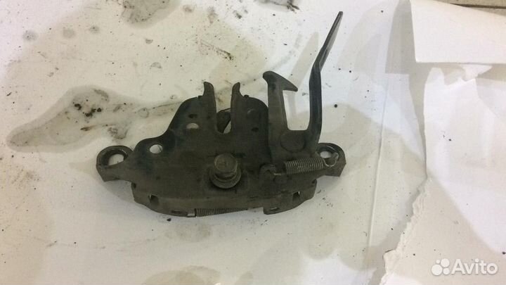 Замок капота Nissan X-trail t31