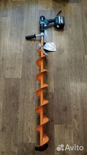 Шуруповерт с ледобуром для зимней рыбалки