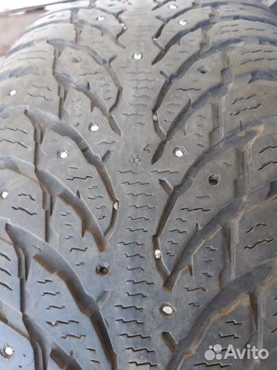 Nokian Tyres Hakkapeliitta 9 SUV 235/60 R18 107T