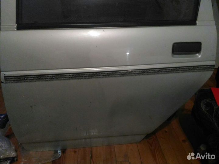 Дверь ваз 2111