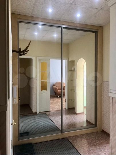 2-к. квартира, 52 м², 5/5 эт.