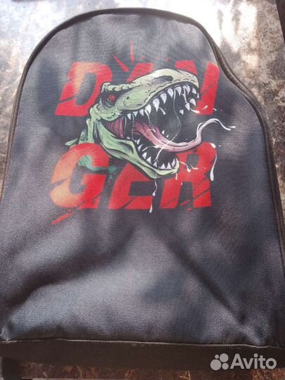 Школьный рюкзак