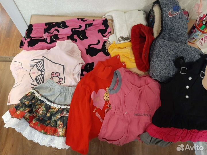 Вещи на девочку за вкусняшку 3-4 года