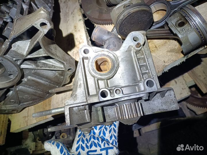 Помпа Peugeot 206 1.4 I 75 TU3JP 2006