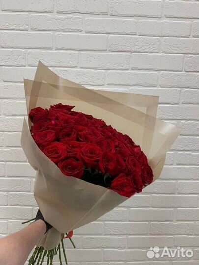 Букет из 41 красной розы 60см