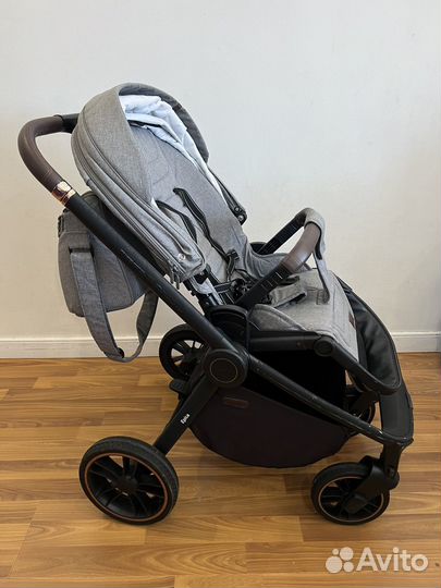 Коляска 3 в 1 Carrello epica