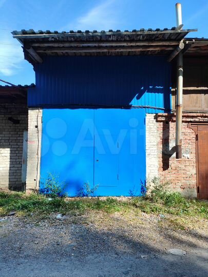 Гараж, > 30 м²