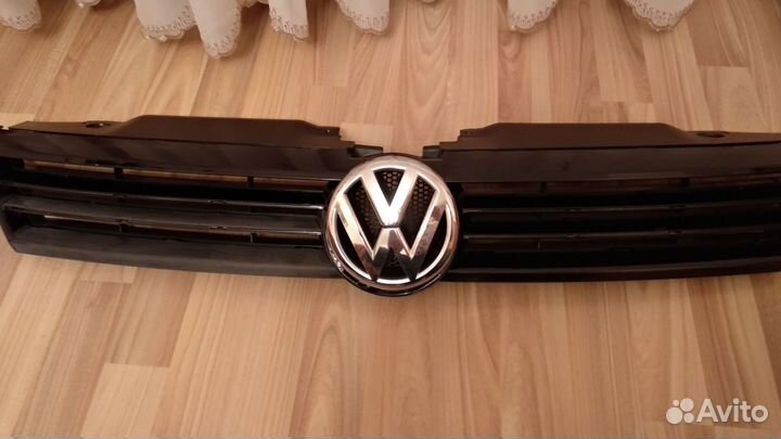 Решетка радиатора volkswagen jetta 6
