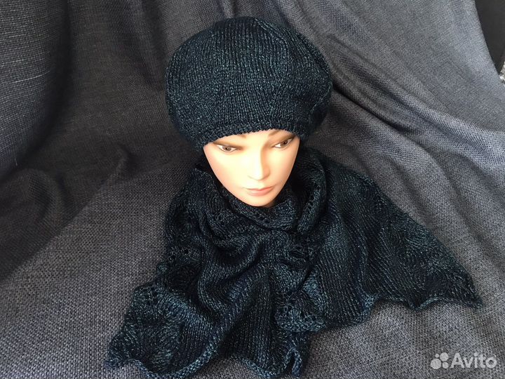 Берет и шарф