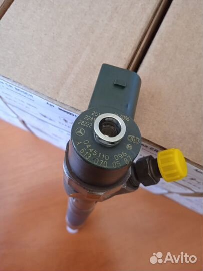 Форсунки Мерседес 210 E320CDI 2001 г