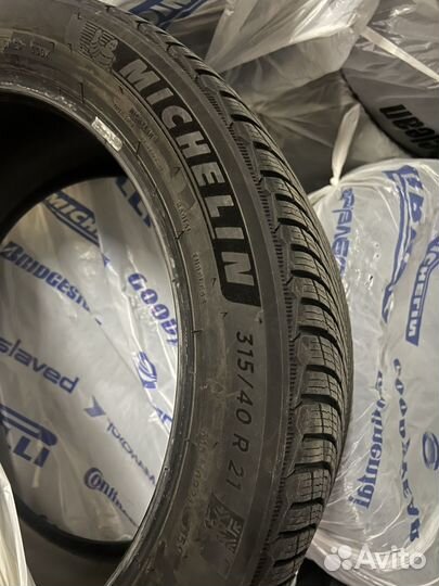 Michelin Pilot Alpin 5 SUV 275/45 R21 и 315/40 R21 V