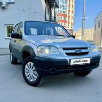 Chevrolet Niva 1.7 MT, 2015, 92 000 км, с пробегом, цена 720 000 руб.