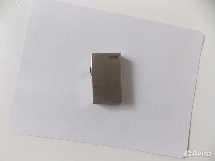 Зажигалка бензиновая