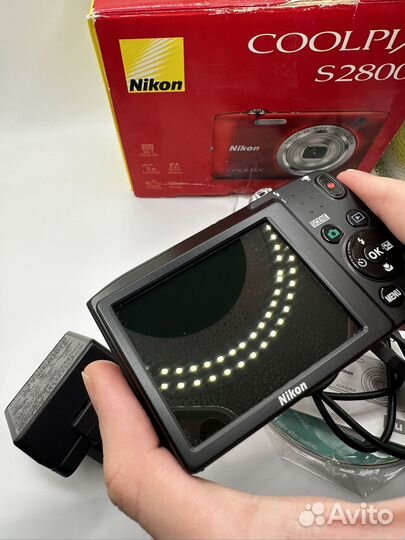 Фотоаппарат Nikon Coolpix S2800 Red