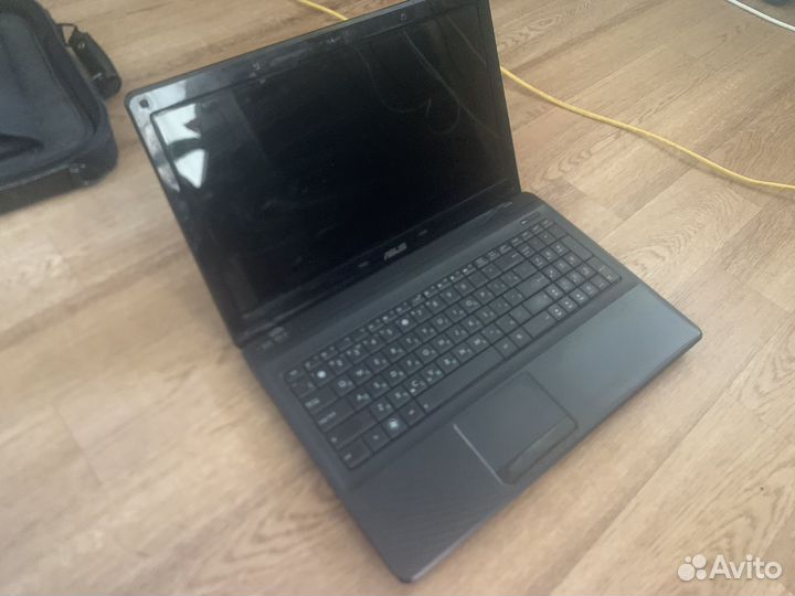 Ноутбук asus