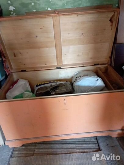 Сундук деревянный большой