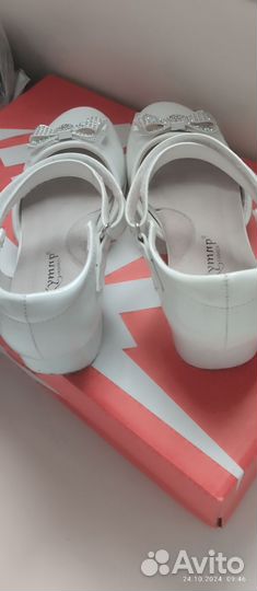 Туфли для девочки