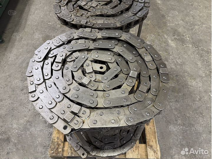 Транспортер для асфальтоукладчика volvo