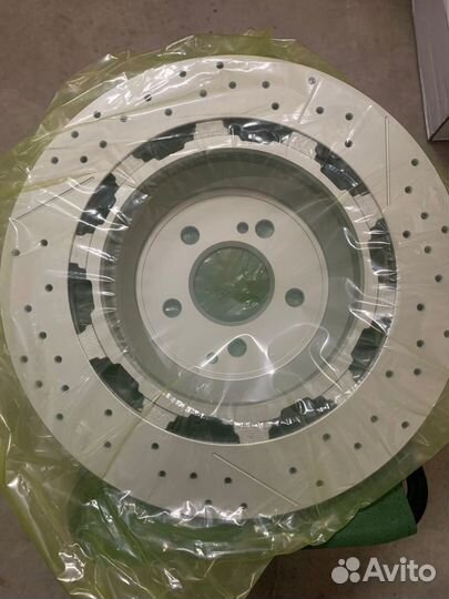 Диски тормозные задние Mercedes W222 AMG S63