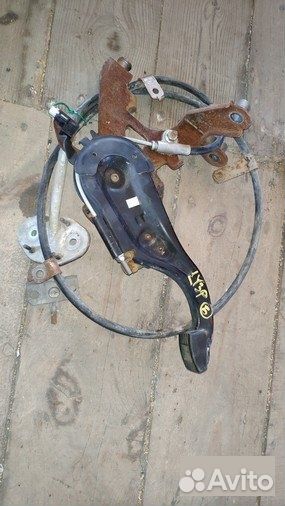 Тросик ручника Mazda Mpv LY3P