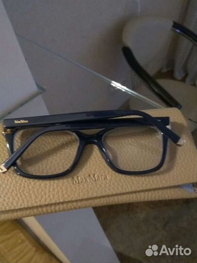 Очки Max Mara