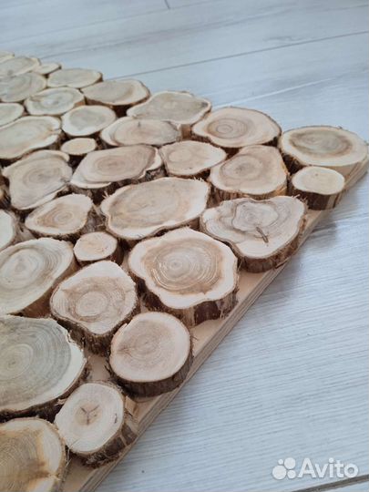 Панно из можжевельника на заказ