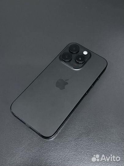 iPhone 15 Pro, 256 ГБ