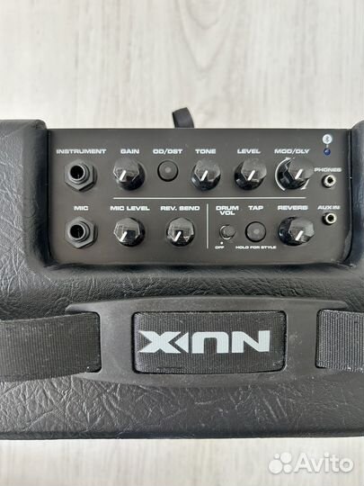 Гитарный комбоусилитель