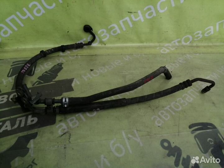 Трубка гур Mazda 323 BJ седан 1.3 1998