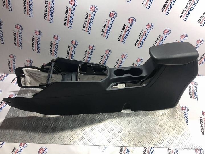 Подлокотник Hyundai Creta