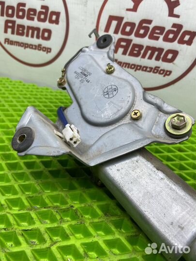 Моторчик стеклоочистителя задний Mazda MPV