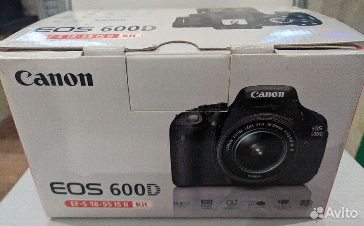 Фотоаппарат Canon EOS 600D Kit