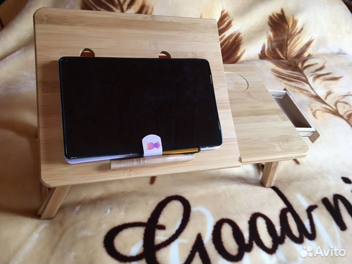 Подставка под ноутбук с охлаждением