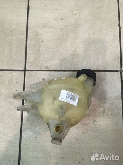 Ситроен С2 Бачок расширителя