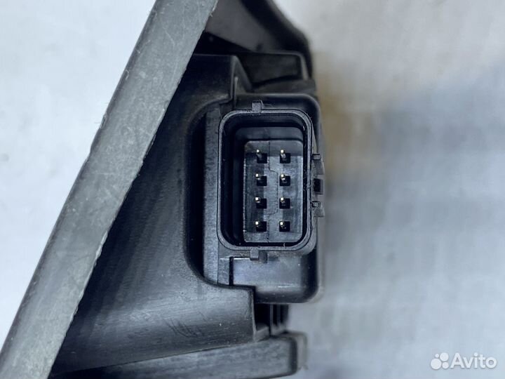 Б/У Датчик слепых зон задний левый Genesis G90