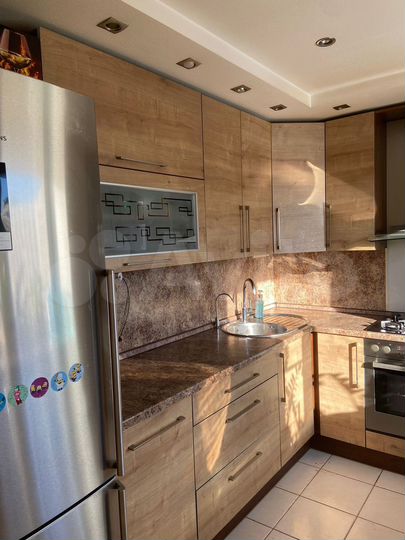 4-к. квартира, 107 м², 6/9 эт.