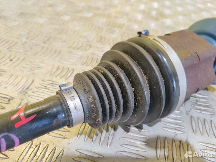 Привод передний правый Audi Q3 8U 8UB culb 2016